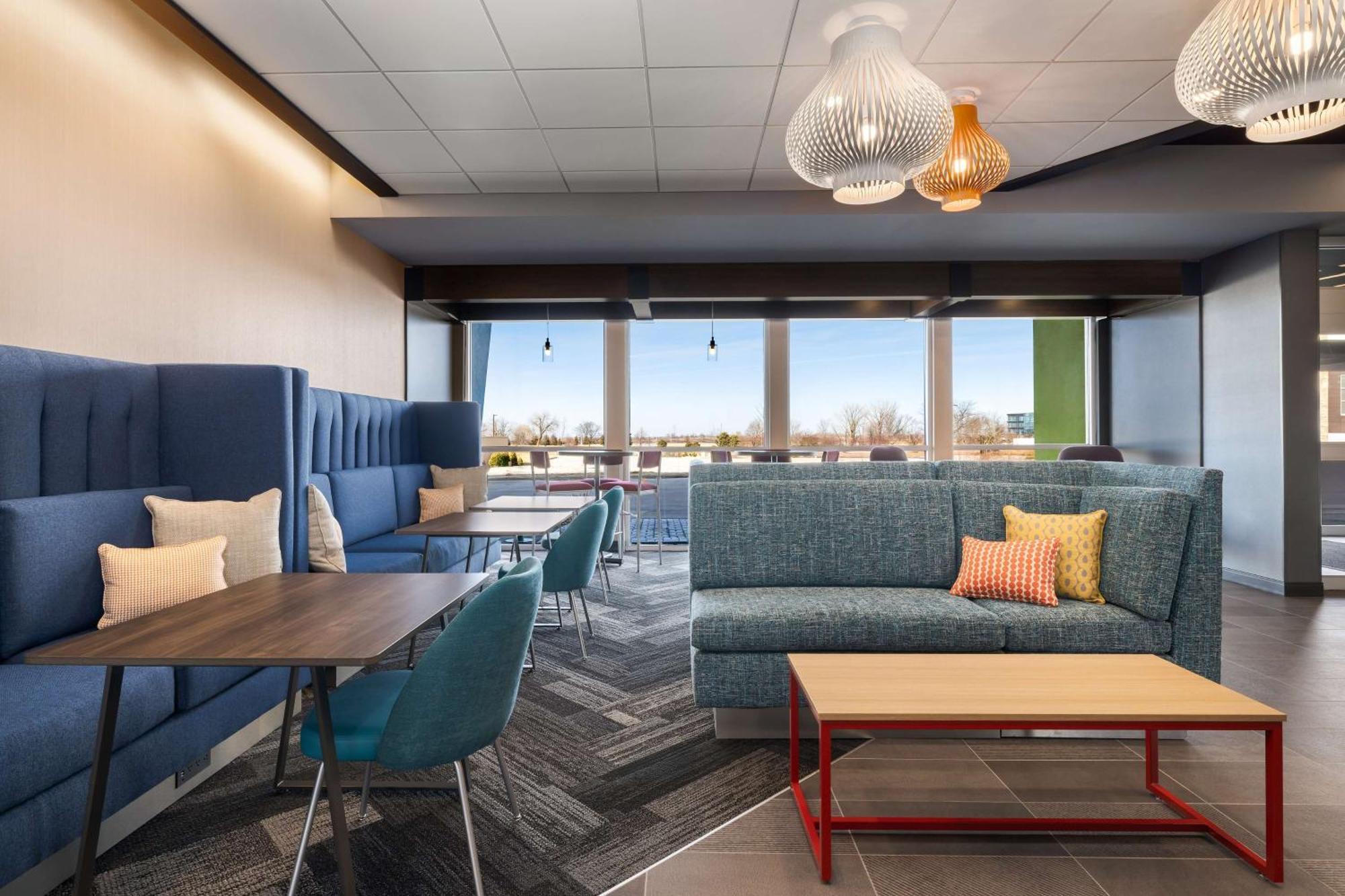 Hotel Tru By Hilton Oshkosh Exterior foto